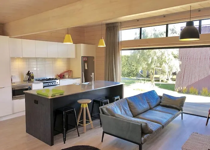 Modern Kowhai *